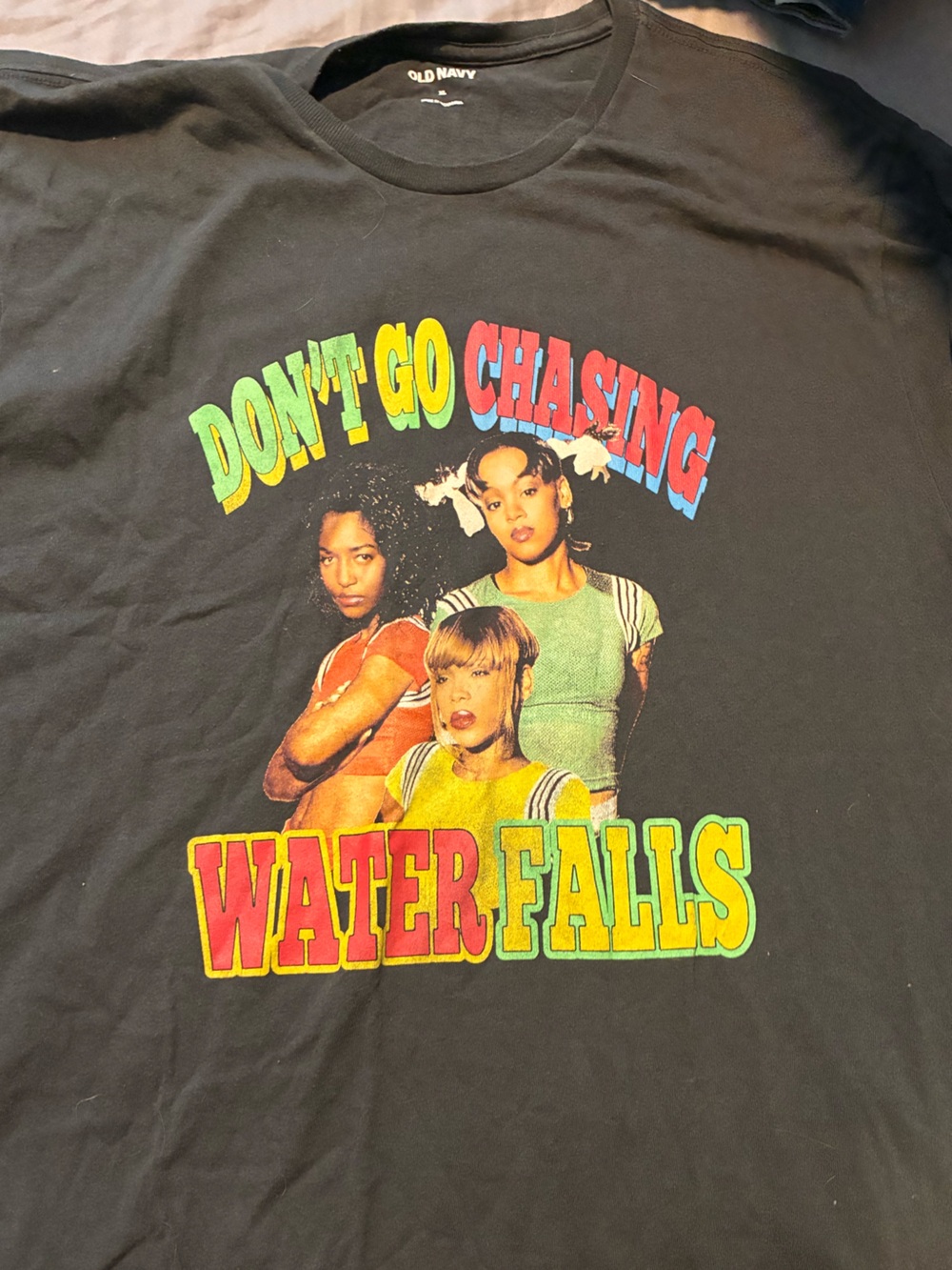 Old Navy Black Short Sleeve Graphic Tee with Multicolor 'Waterfalls' Print